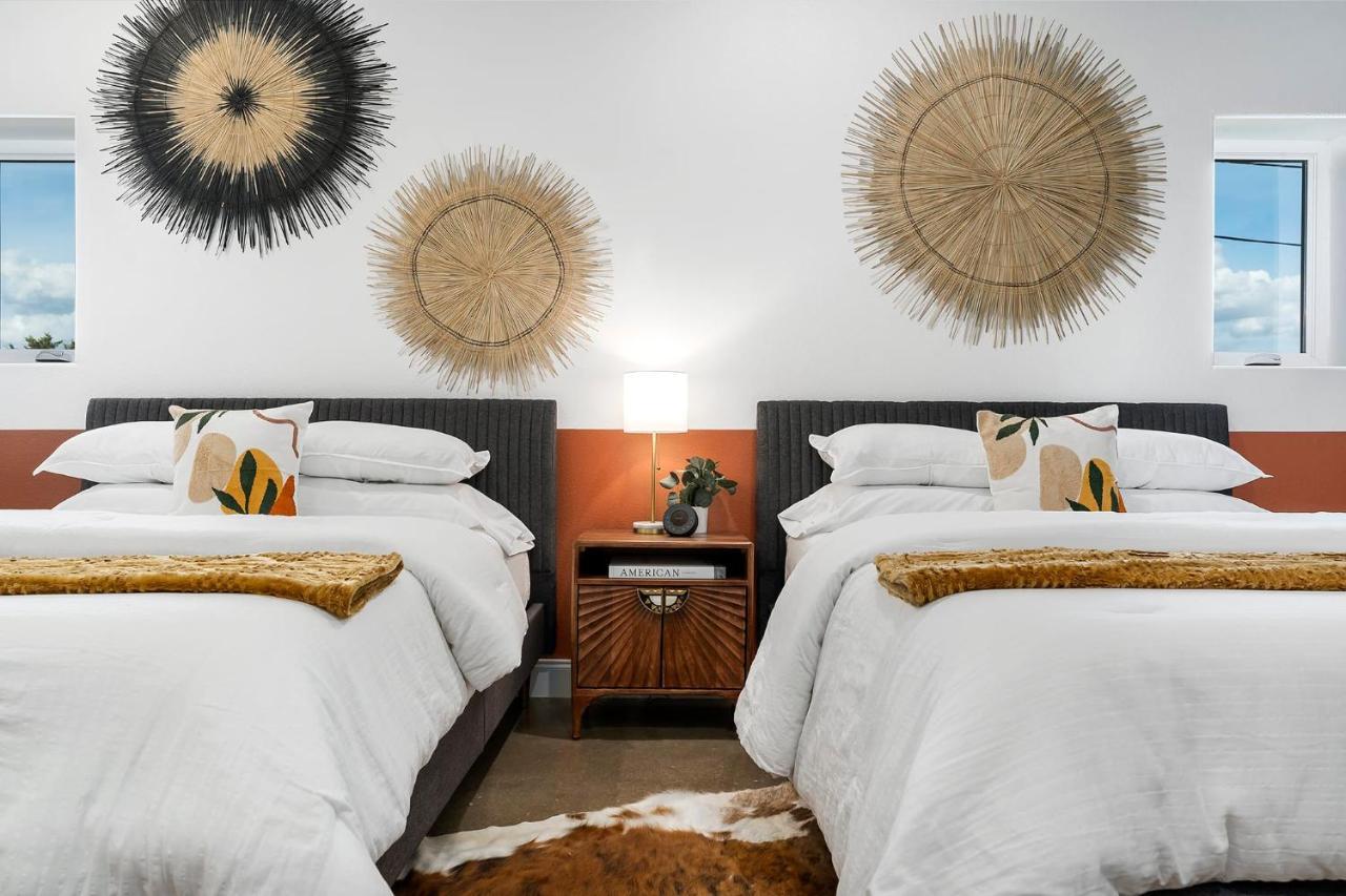 Container Haus Pet Friendly With Cowboy Pool Villa Fredericksburg Exteriör bild