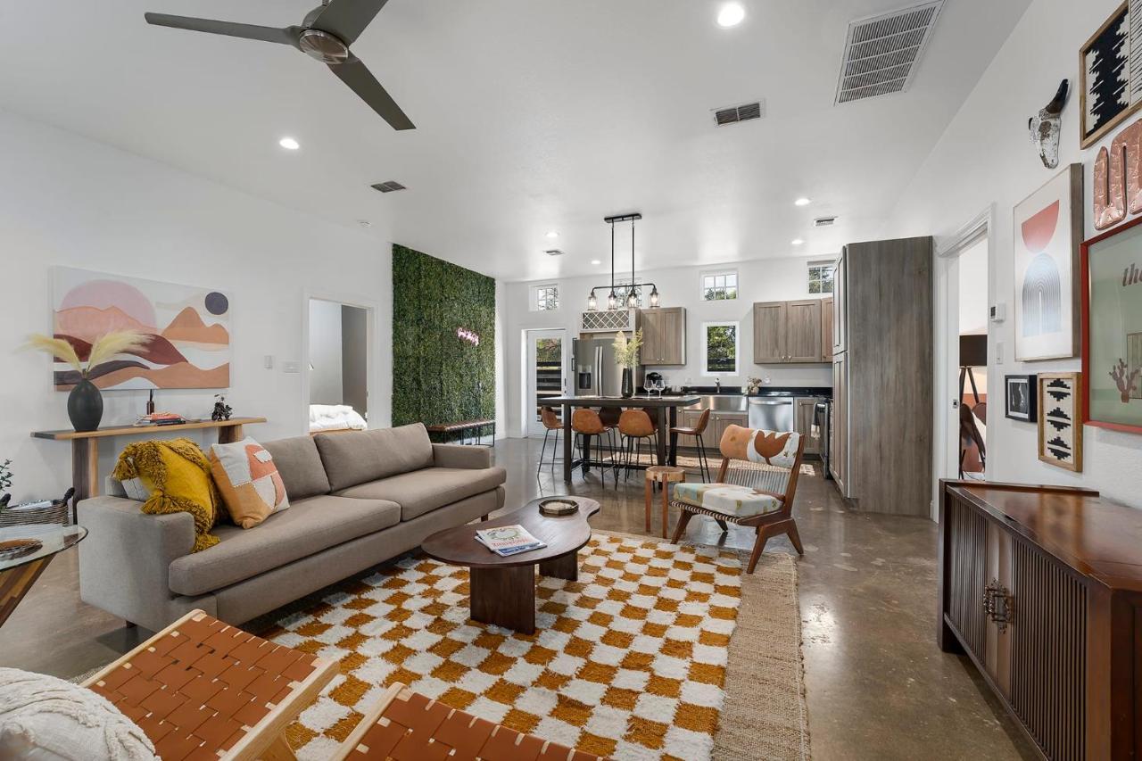 Container Haus Pet Friendly With Cowboy Pool Villa Fredericksburg Exteriör bild